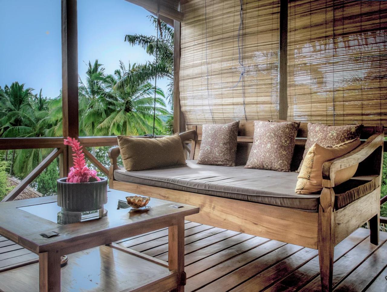 จันจิ เลาต์ รีสอร์ต Hotel Tanahwangko ภายนอก รูปภาพ
